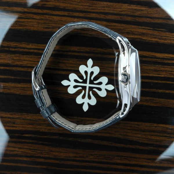 Patek Philippe Complications 5205G-013